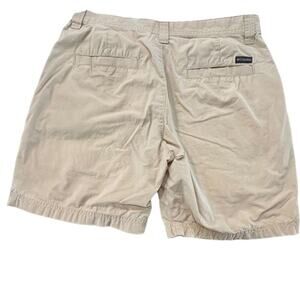Columbia‎ Men's Khaki Chino Shorts Size 30W 8" Inseam Casual Beige